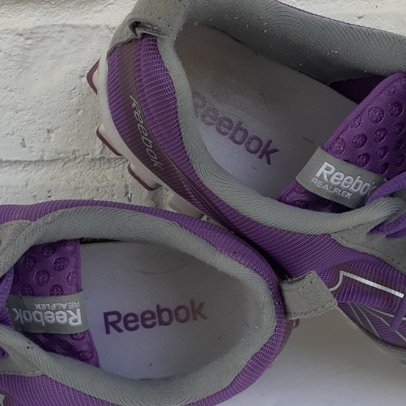 Reebok Women's Realflex Running Shoe - Picture 7 of 8